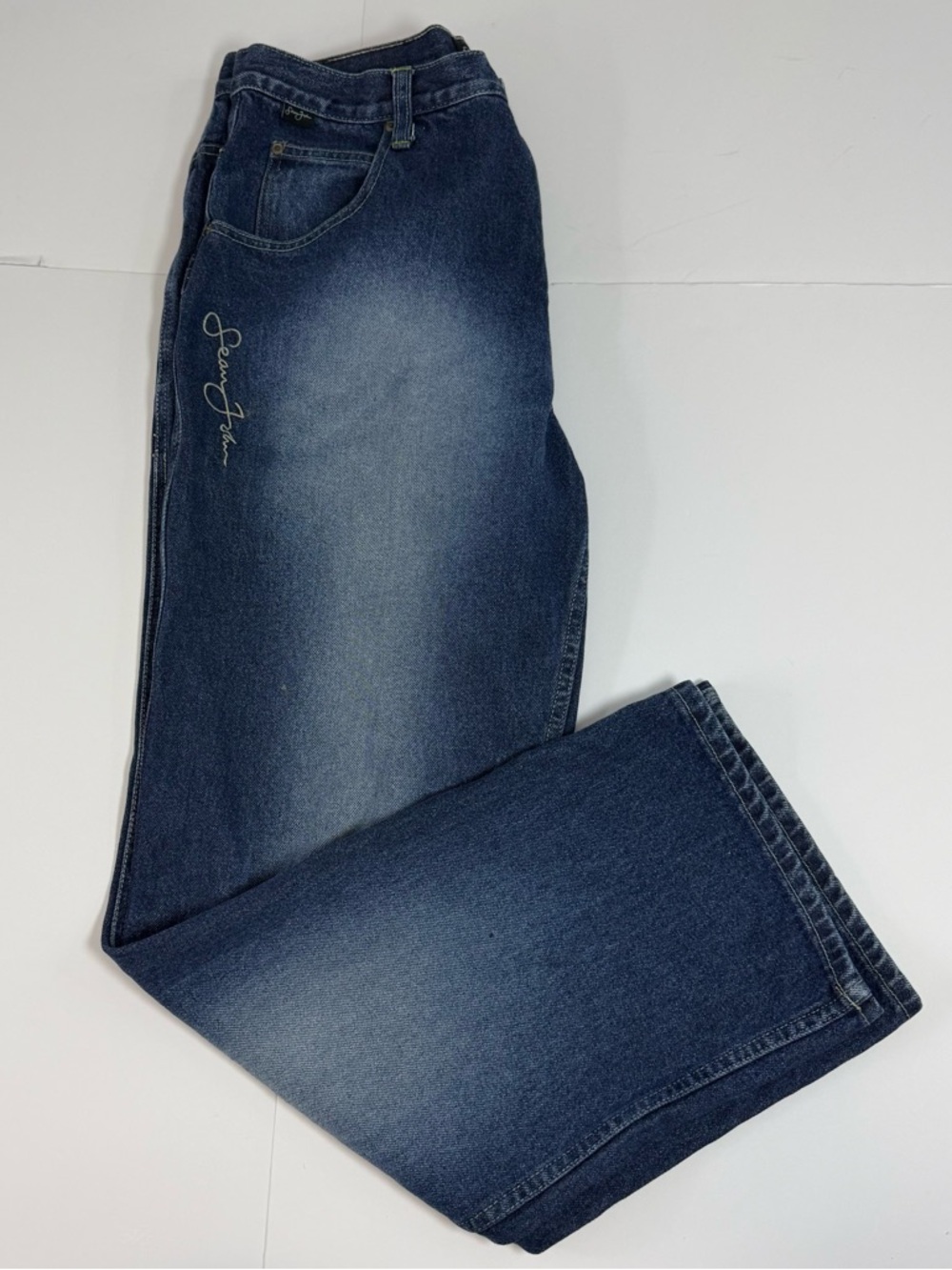Sean John Relaxed Fit Jeans in Dark Blue Fade size 34x31